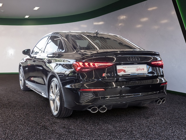 Audi S3 Quattro S-Tronic Sedan