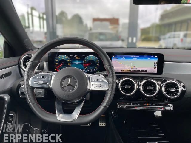 Mercedes-Benz CLA 200 AMG Line Shooting Brake