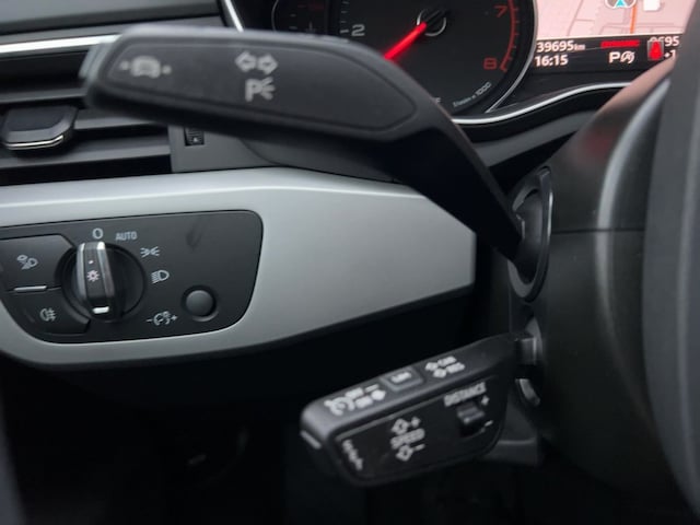 Audi A4 35 TFSI S-Tronic Sedan