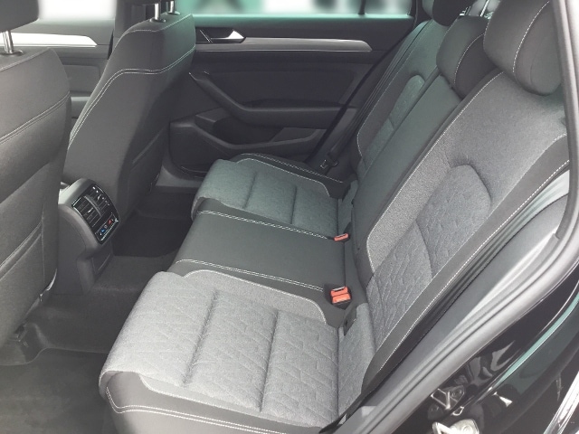 Volkswagen Passat 2.0 TDI DSG Pro Variant