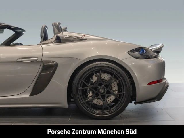 Porsche Cayman 718 RS