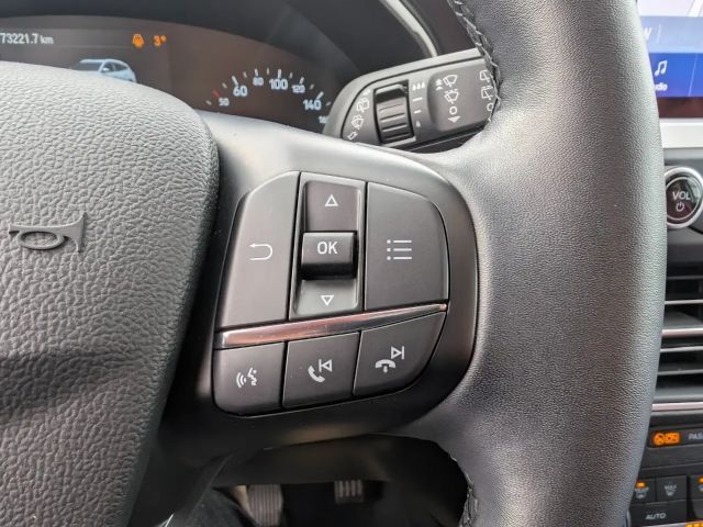 Ford Focus Cool & Connect Wagon