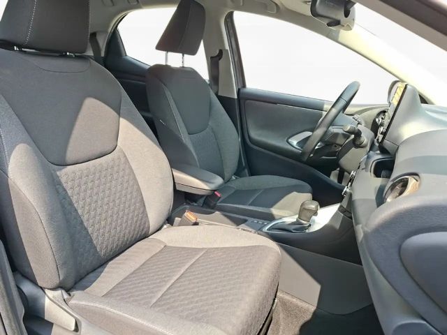 Toyota Yaris Hatchback Hybride Team D