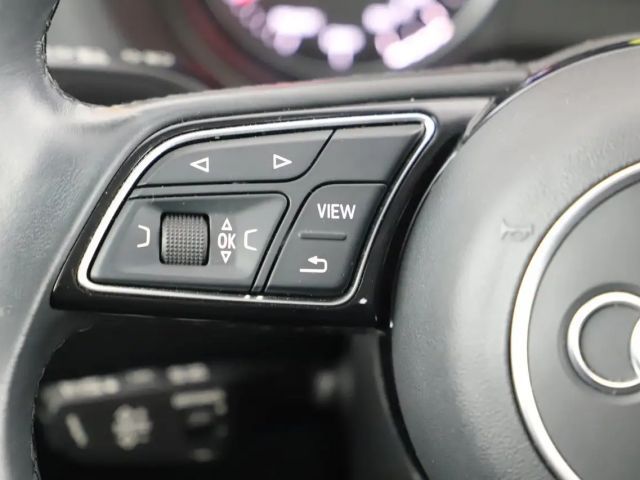 Audi Q2 35 TFSI S-Line