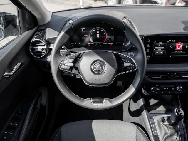 Skoda Fabia 1.0 MPI 5-GANG SpurH SoundSys