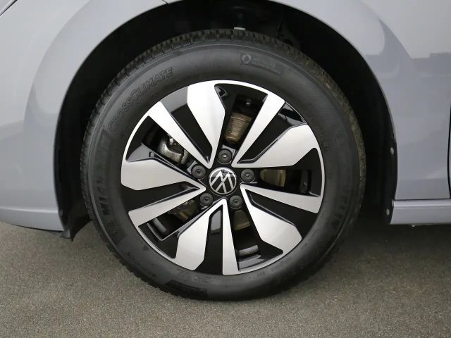 Volkswagen Golf 1.5 TSI Golf VIII Move