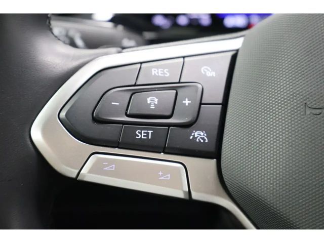 Volkswagen T-Roc 1.5 TSI DSG R-Line