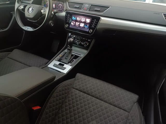 Skoda Superb PlugIn-Hybrid Style Style