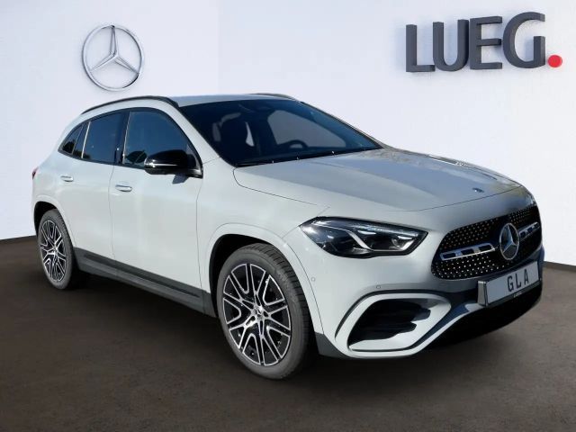 Mercedes-Benz GLA 220 4MATIC AMG Line