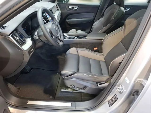 Volvo XC60 AWD Dark Plus Recharge