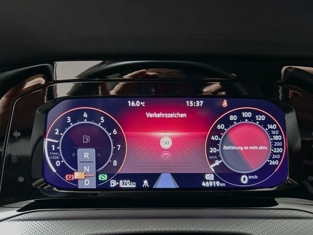 Volkswagen Golf 1.5 eTSI DSG Golf VIII