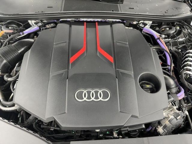 Audi S6 Avant Quattro