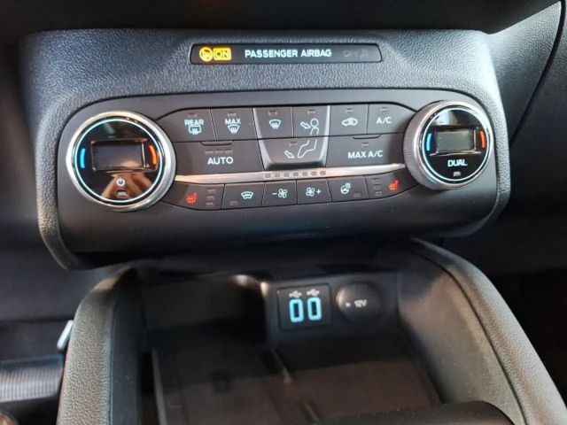 Ford Kuga Plug in Hybrid ST Line X