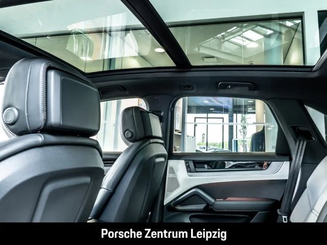 Porsche Cayenne SportDesign FnW Javagrün! Sitzklima AHK