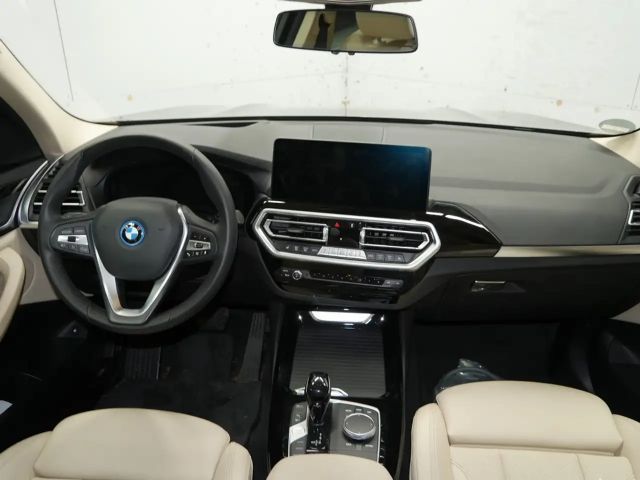 BMW X3 xDrive30e