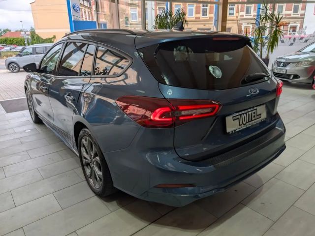Ford Focus EcoBoost ST Line Wagon