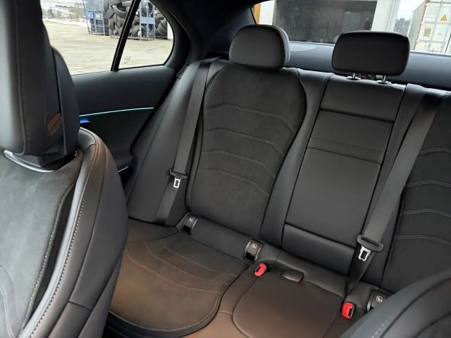 Mercedes-Benz E 450 4MATIC Sedan