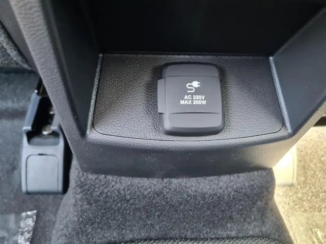 SsangYong Korando E-Motion Titanium