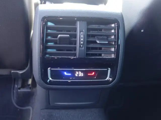 Volkswagen Passat DSG Elegance Elegance Variant