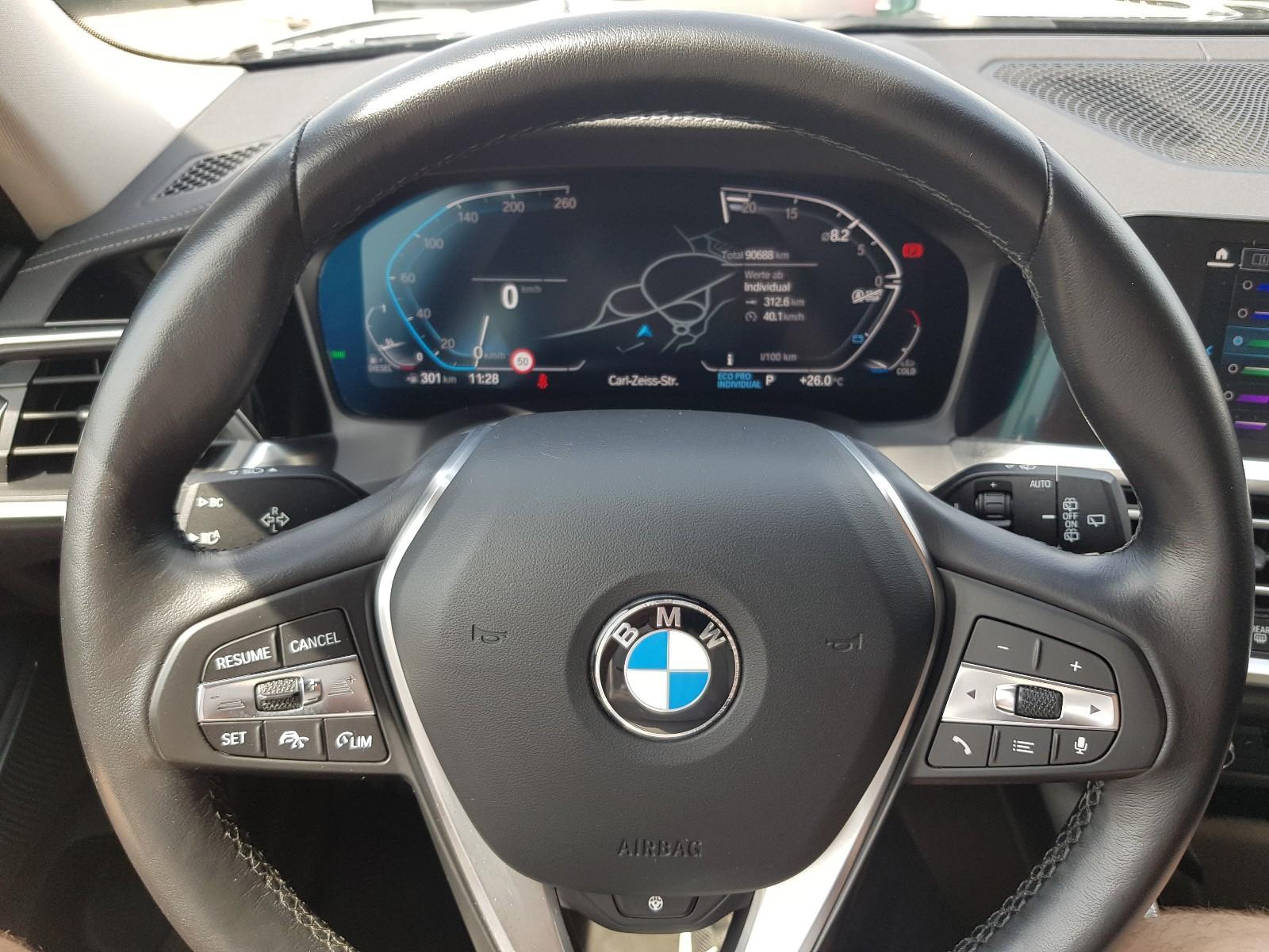 BMW 320 320d Luxury Line Touring xDrive