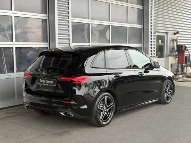 Mercedes-Benz B 200 AMG Line