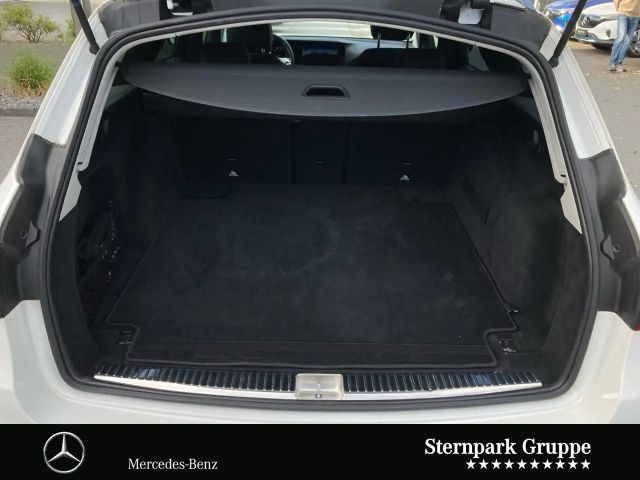 Mercedes-Benz E 200 Estate