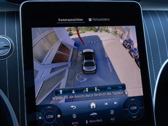 Mercedes-Benz C 200 AMG Line Sedan