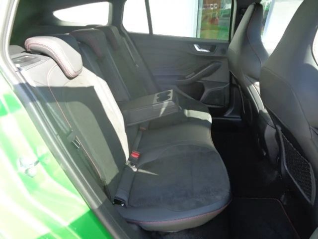 Ford Focus ST Line