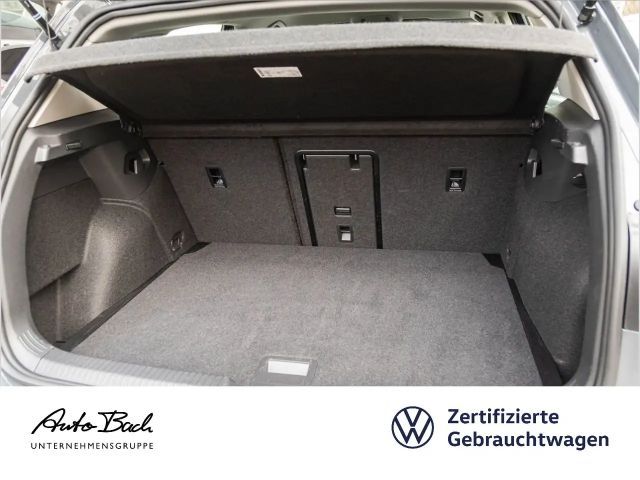 Volkswagen Golf 1.5 TSI Golf VIII Life