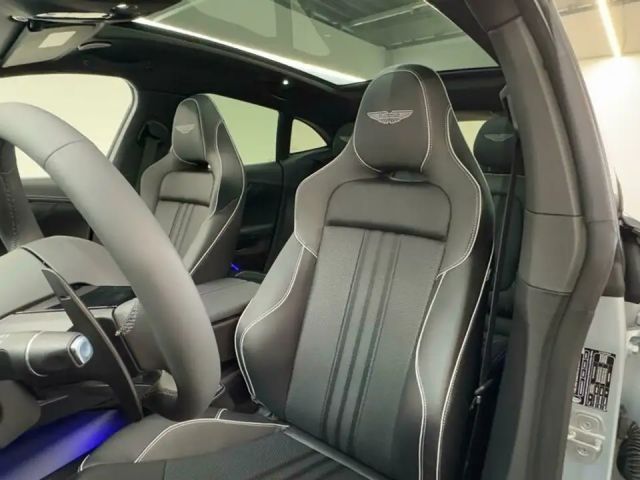 Aston Martin DBX DBX707 Facelift | Lightning Silver | Pano | B&W