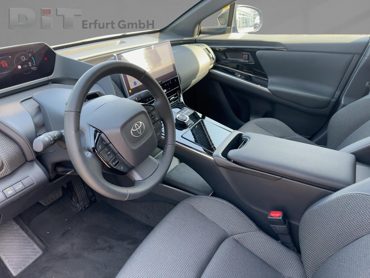 Toyota bZ4X 5-deurs Team D