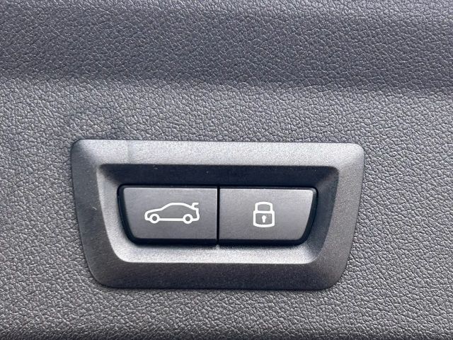 BMW 120 120d M-Sport Sedan