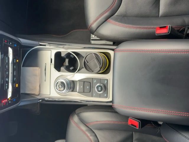 Ford Explorer EcoBoost ST Line