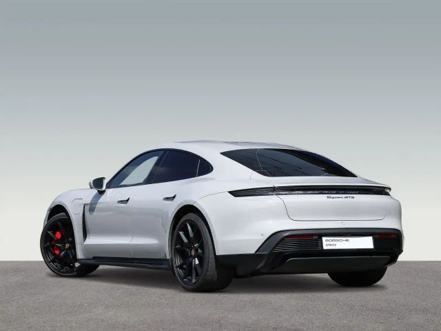 Porsche Taycan GTS Performance Plus