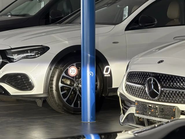 Mercedes-Benz CLE 300 4MATIC AMG Line Coupé