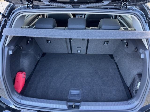 Volkswagen Golf 2.0 TDI DSG Move Plus