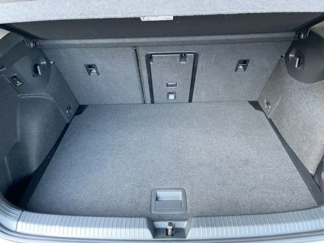 Volkswagen Golf 1.5 TSI