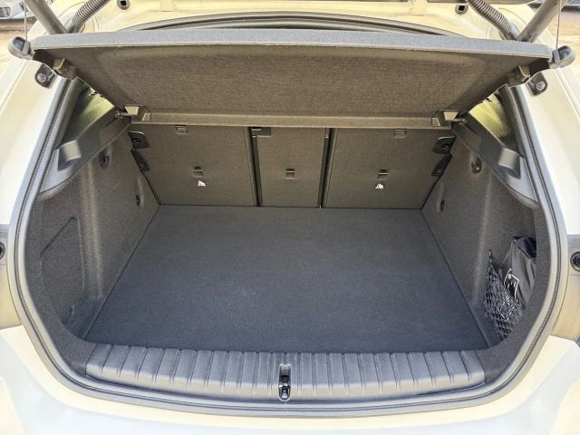 BMW 118 118d M-Sport Sedan