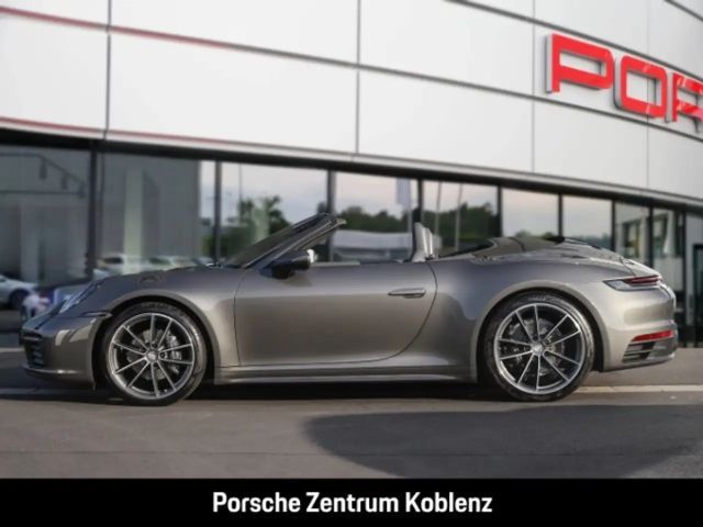 Porsche 992 Cabrio Carrera