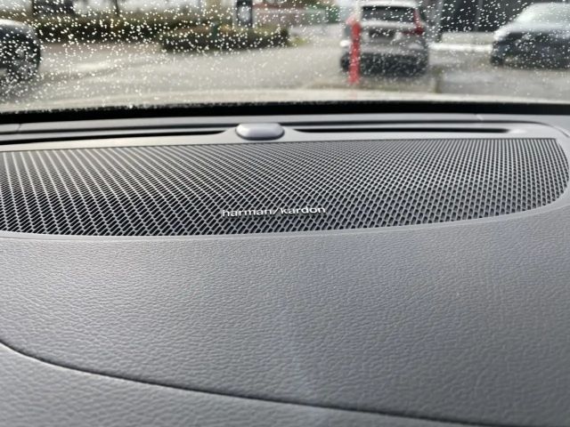 Volvo V60 Cross Country AWD Ultimate