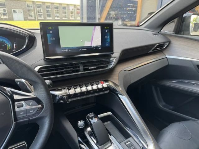 Peugeot 3008 EAT8 GT-Line Hybrid4