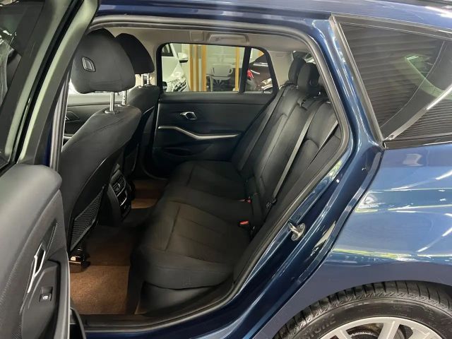 BMW 318 318d Touring