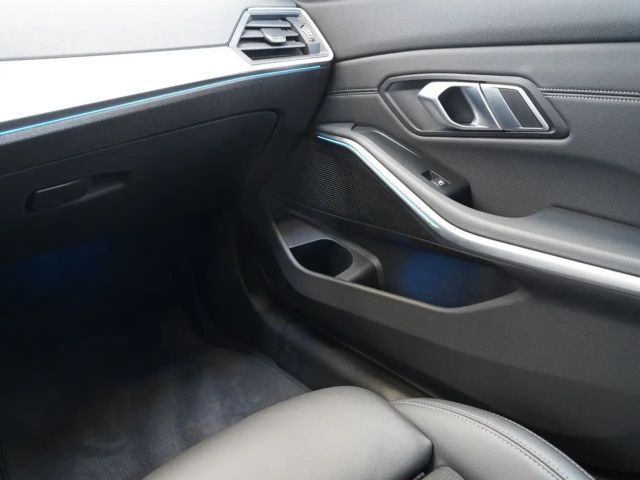 BMW 330 330e Sport Line Touring