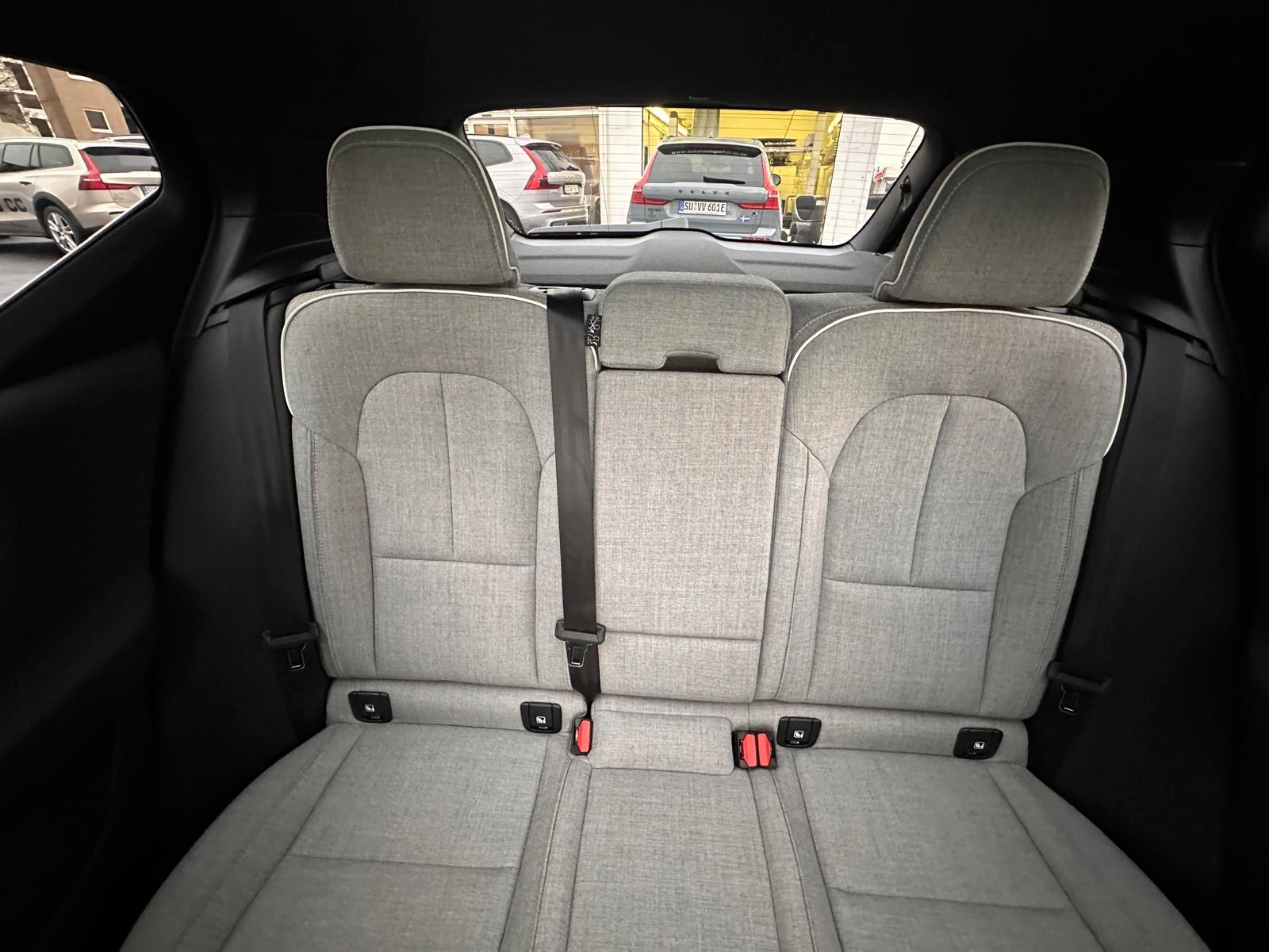 Volvo EX40 Achterwielaandrijving Ultra