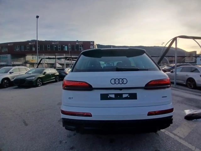 Audi Q7 50 TDI Quattro S-Line