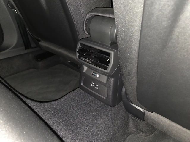 Audi A3 30 TFSI Sedan