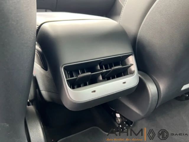 Tesla Model 3 RWD Standard Range