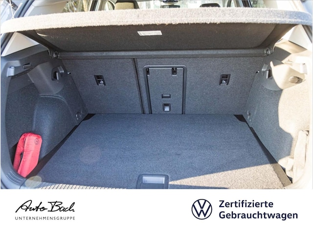 Volkswagen Golf 1.5 eTSI DSG Golf VIII