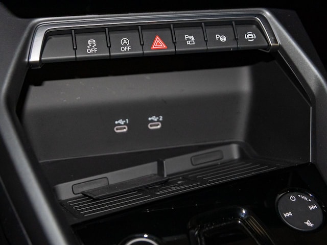 Audi A3 30 TFSI S-Tronic Sportback