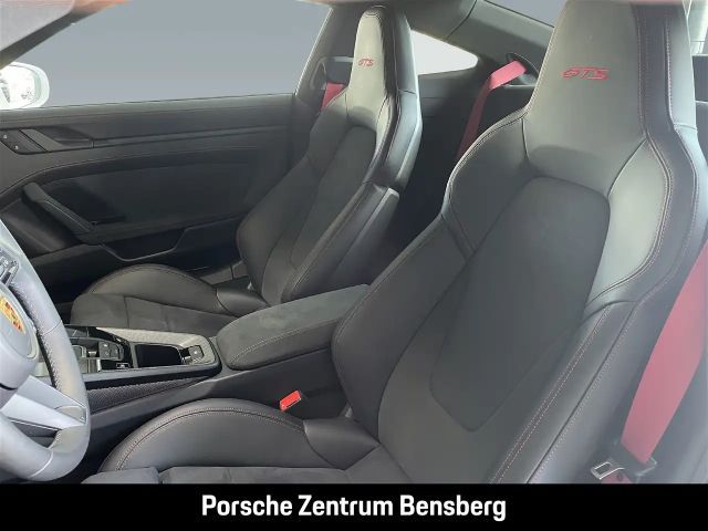 Porsche 992 4 Carrera Coupé GTS